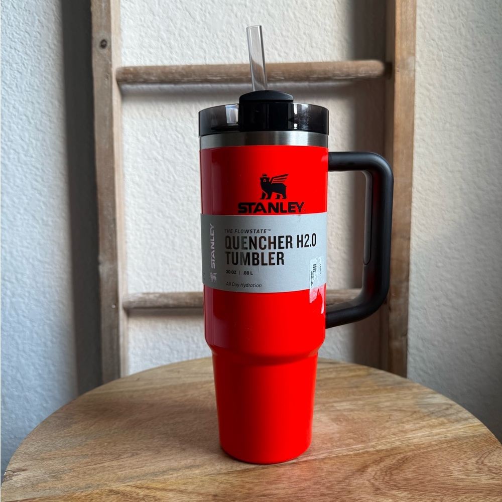 Stanley 30 oz Quencher H2.0 FlowState Tumbler NEW